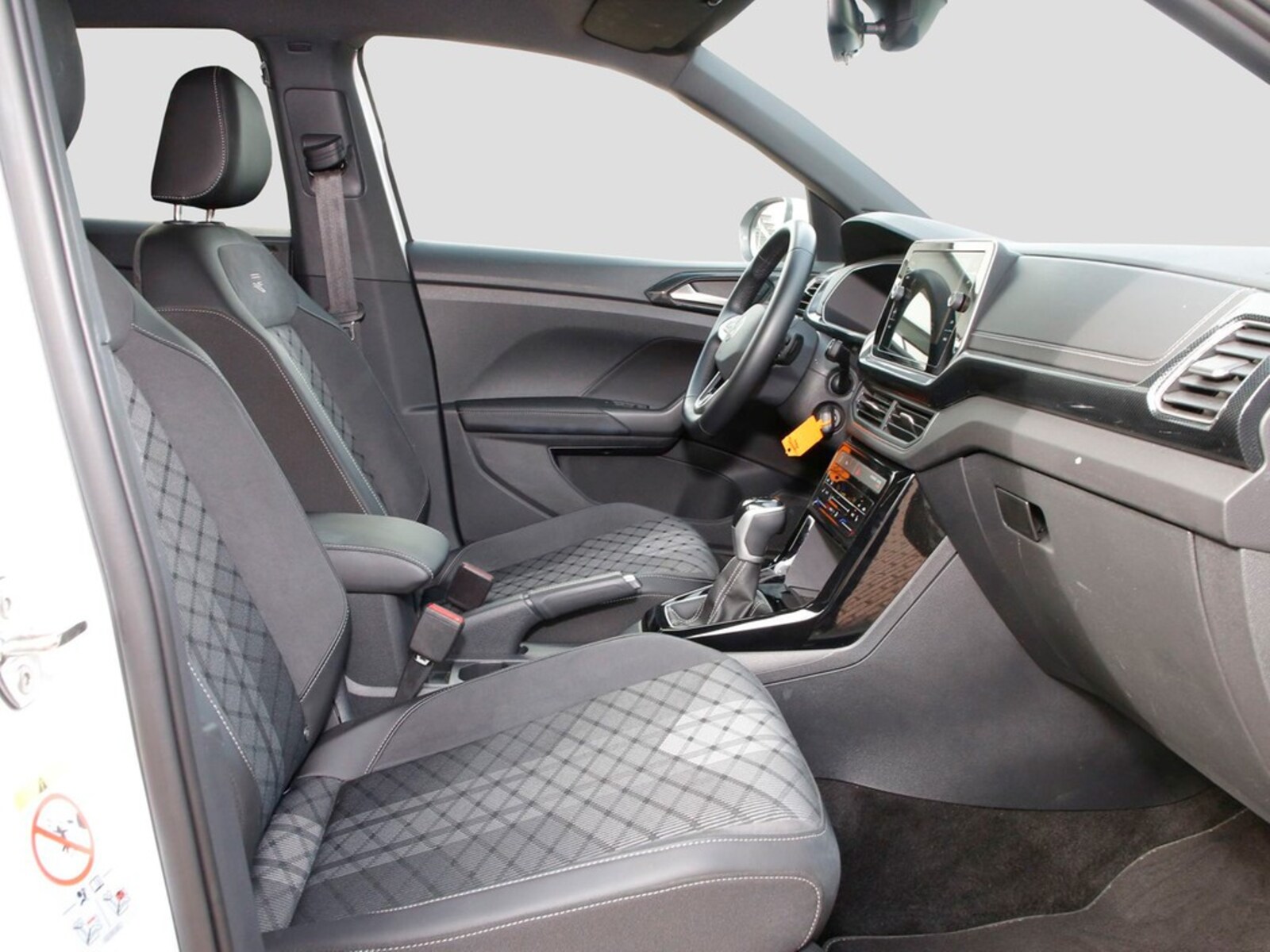Volkswagen T-Cross – Bild 7
