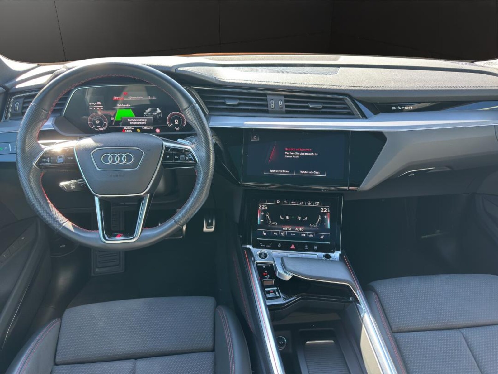 Audi Q8 Sportback e-tron – Bild 12
