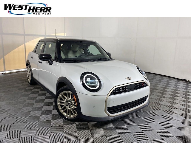 2025 MINI Hardtop 4 Door