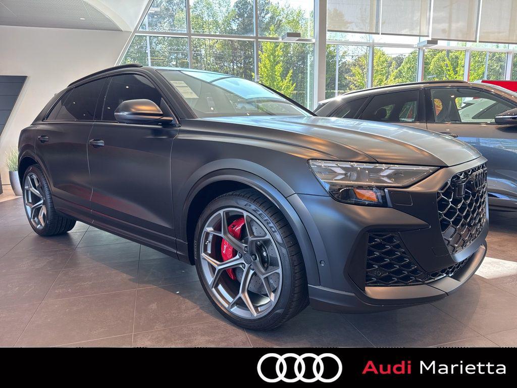 2026 Audi RS Q8 -'s photo
