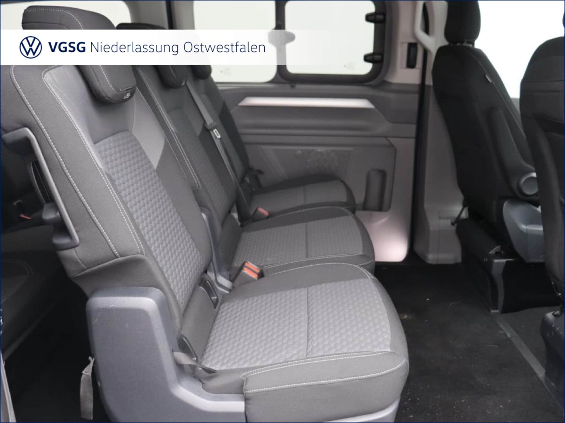 Volkswagen Caravelle Style