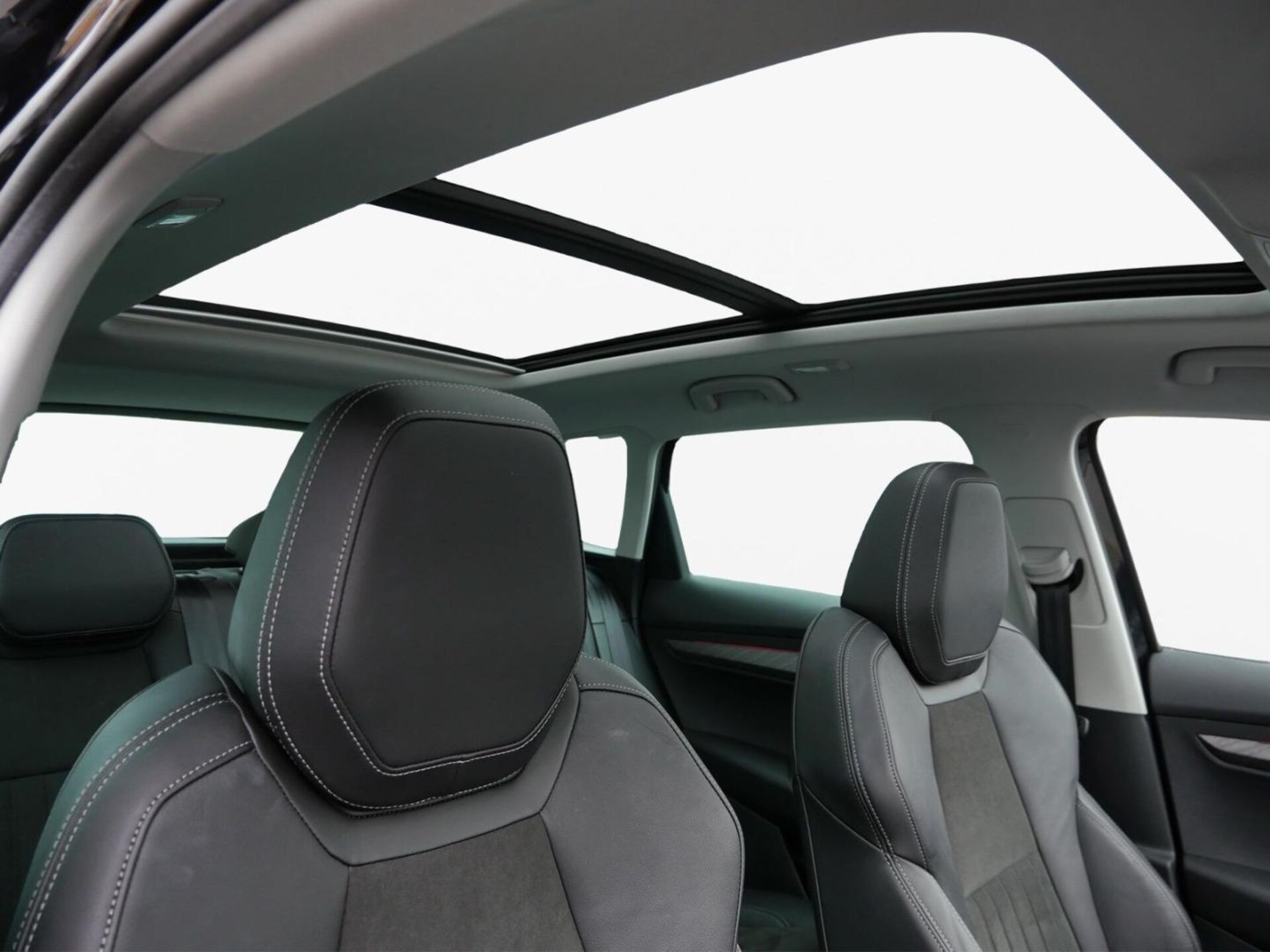 Skoda Karoq Tour