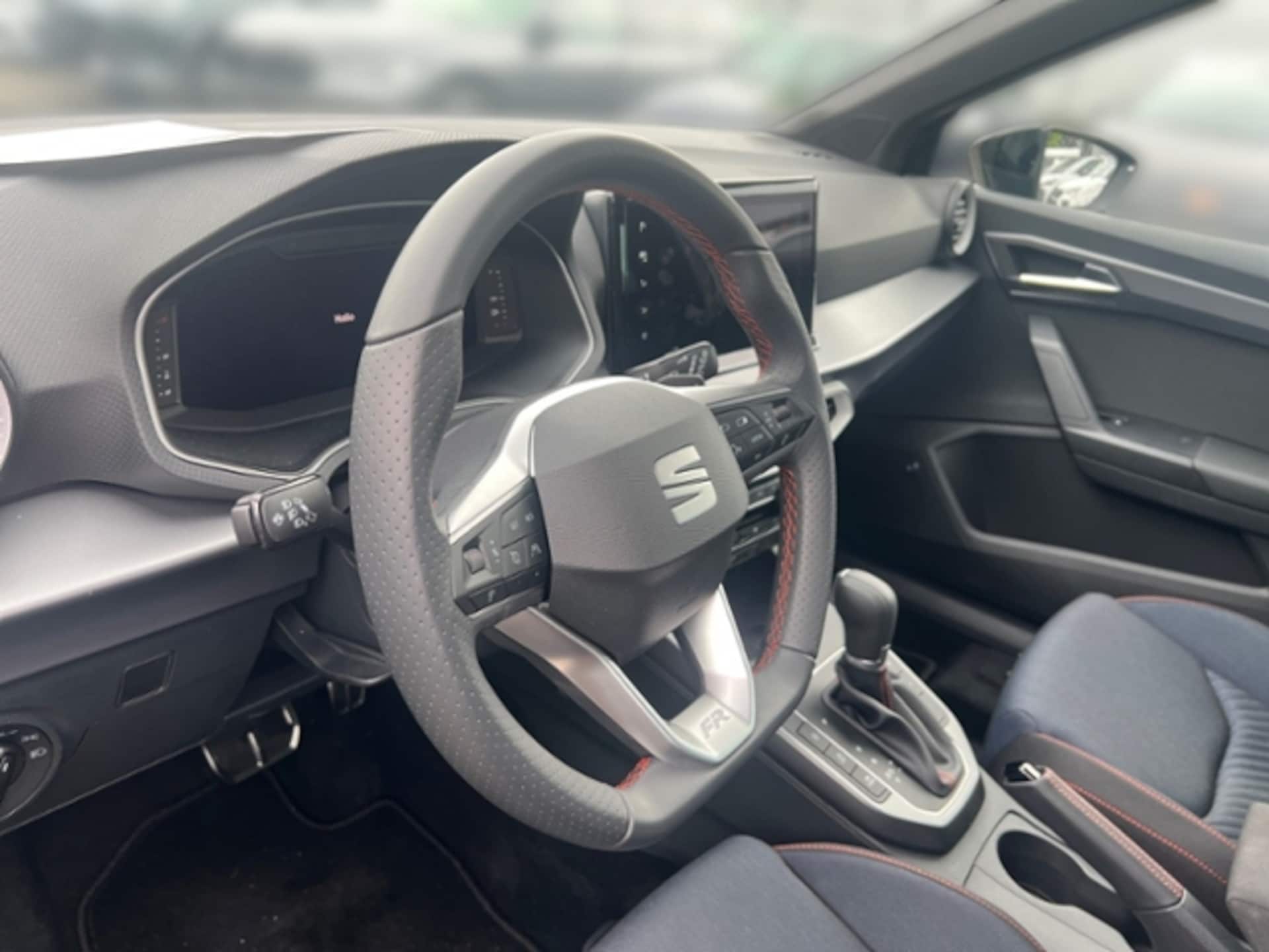 SEAT Arona FR