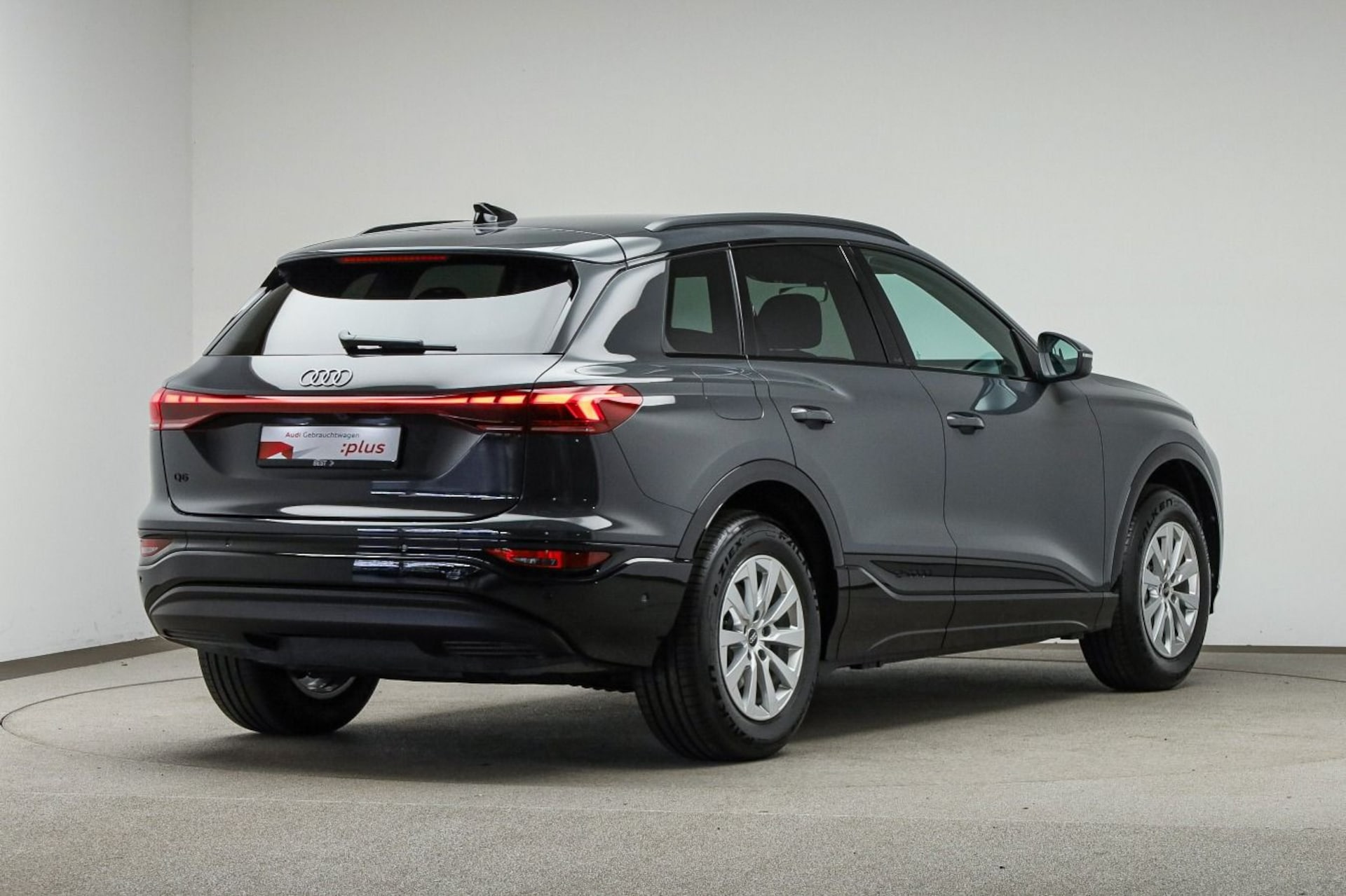 Audi Q6 SUV e-tron