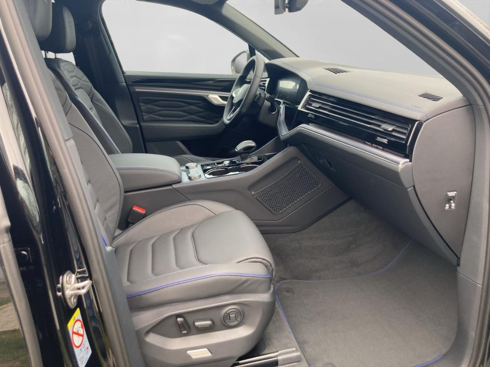 Volkswagen Touareg R