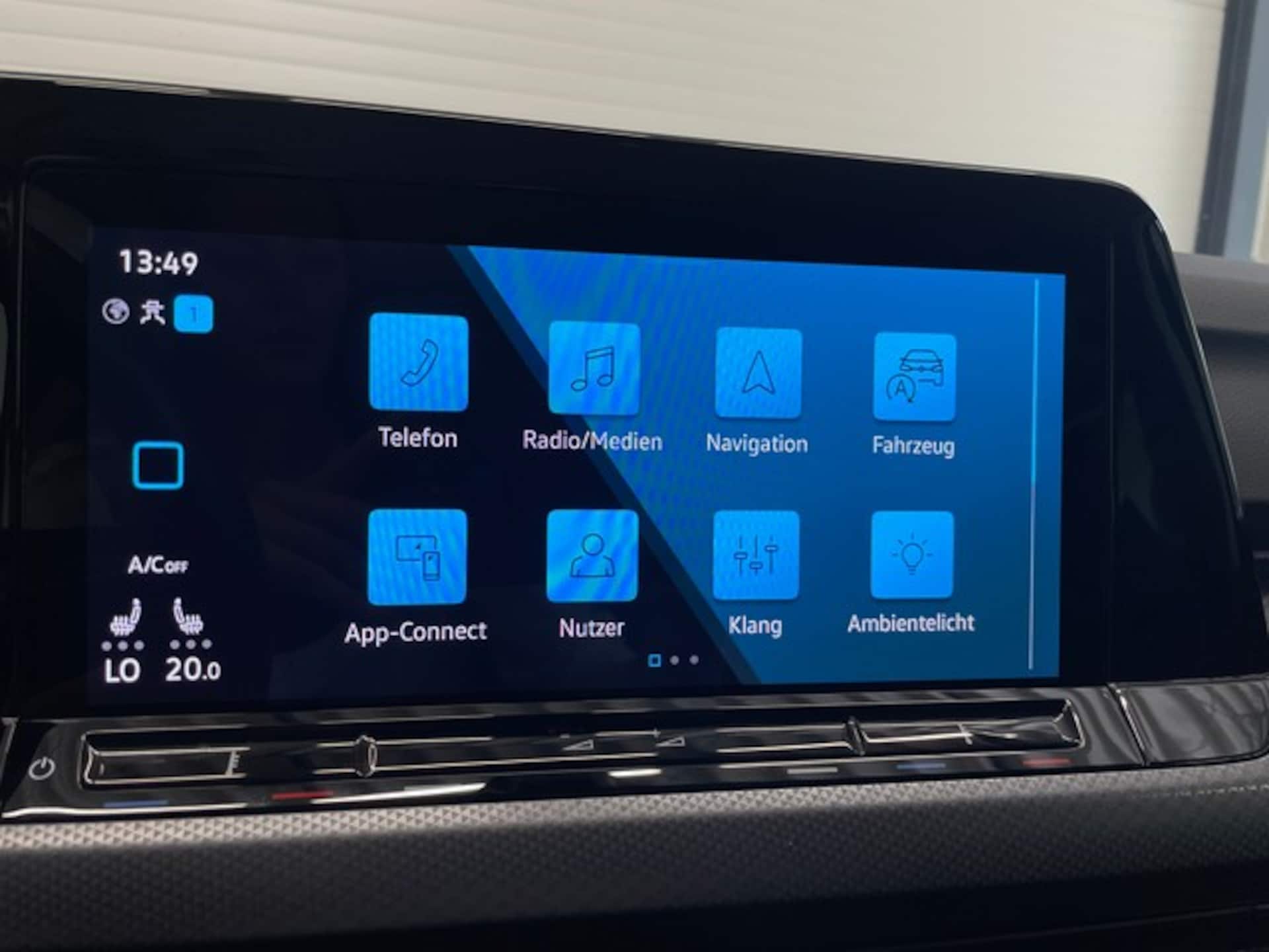 Volkswagen Golf Active