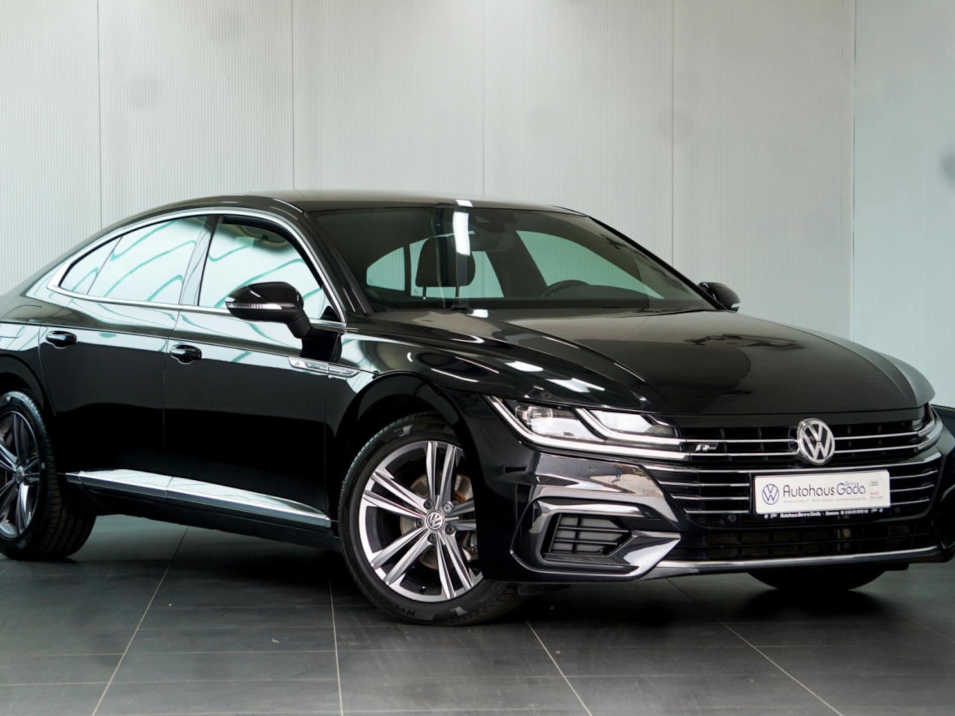 Volkswagen Arteon R-Line
