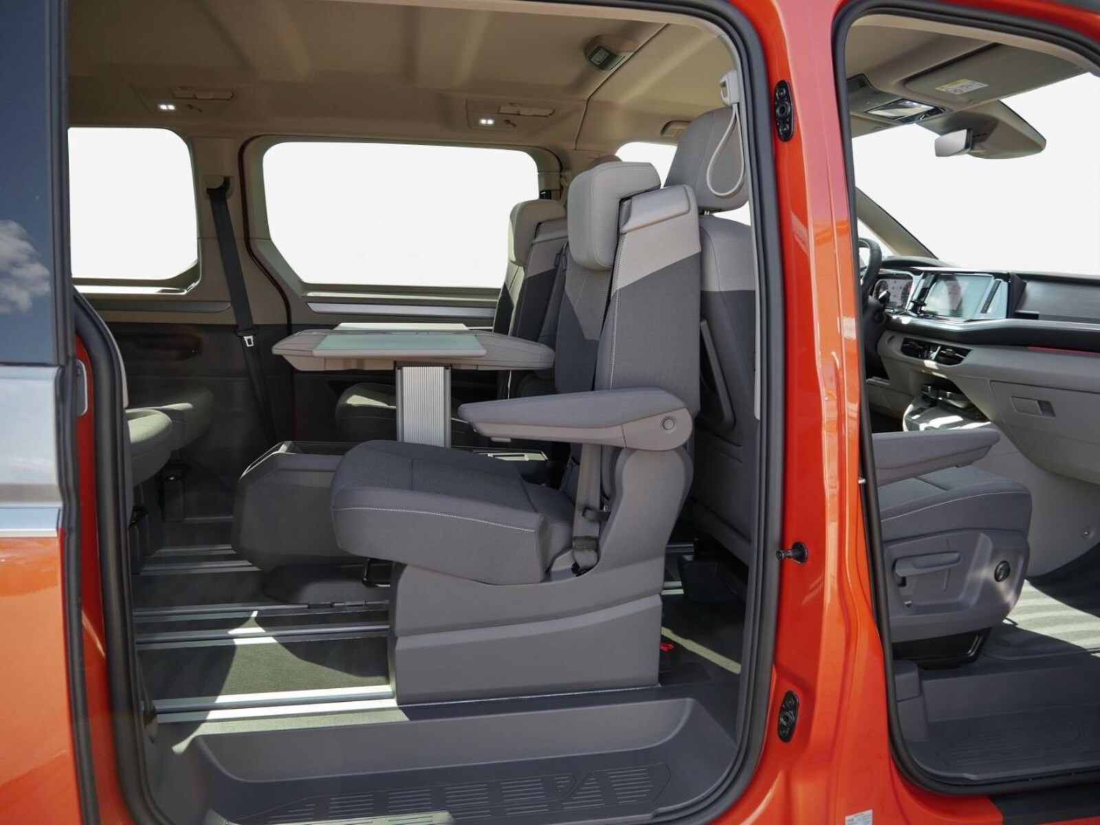 Volkswagen Multivan – Bild 16