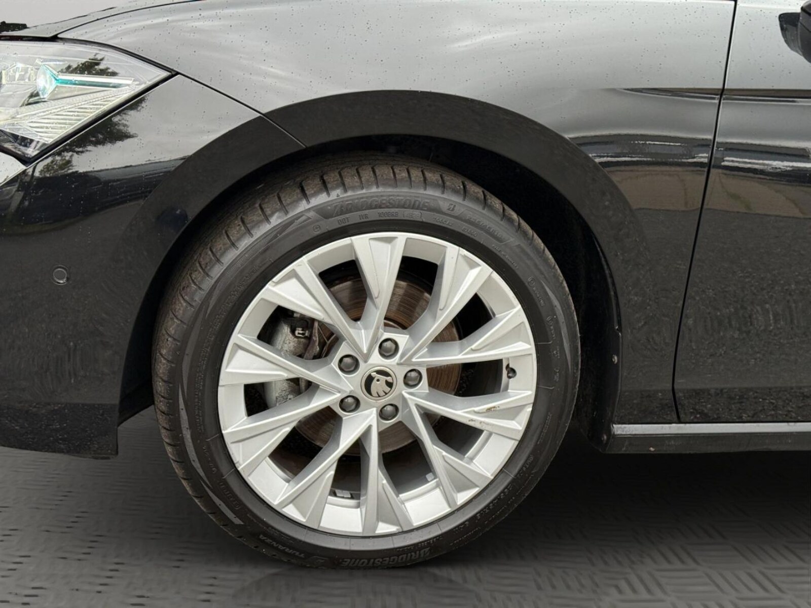Škoda Superb Combi – Bild 8