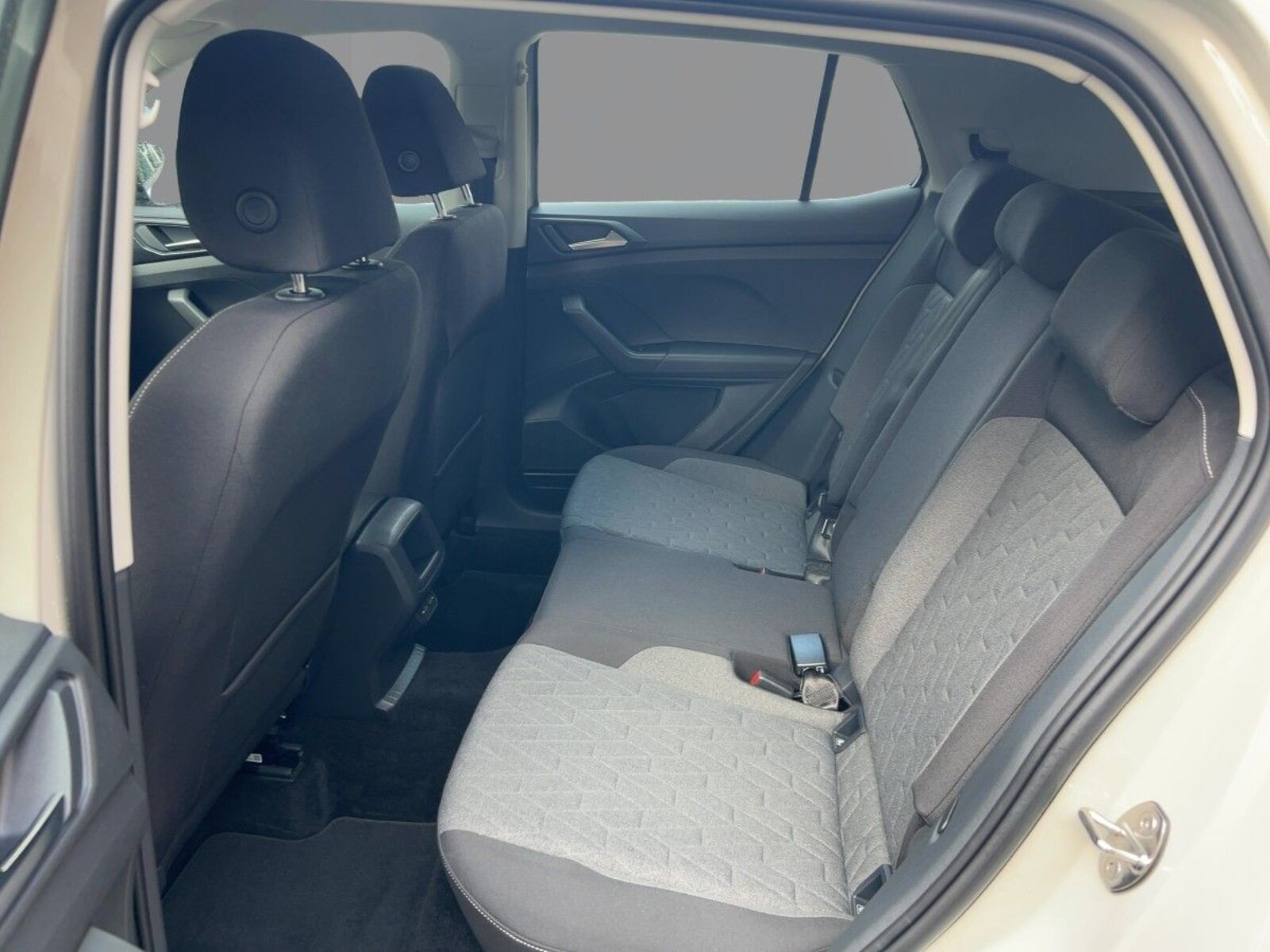 Volkswagen T-Cross – Bild 9