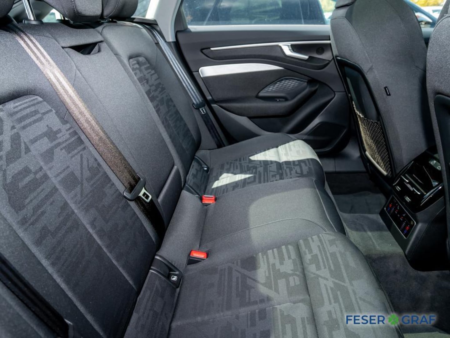 Bild über Audi A6 Avant TDI quattro 150 kW S tronic - für weitere Informationen kontaktieren Sie den Audi Partner