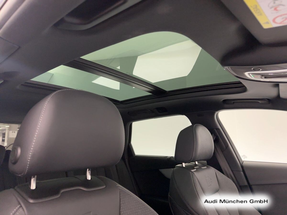 Image about Audi A4 Avant S line 40 TFSI quattro S tronic