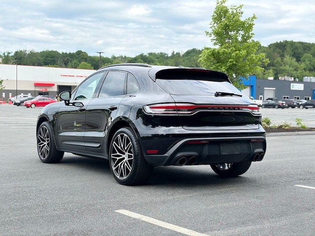 2022 Porsche Macan