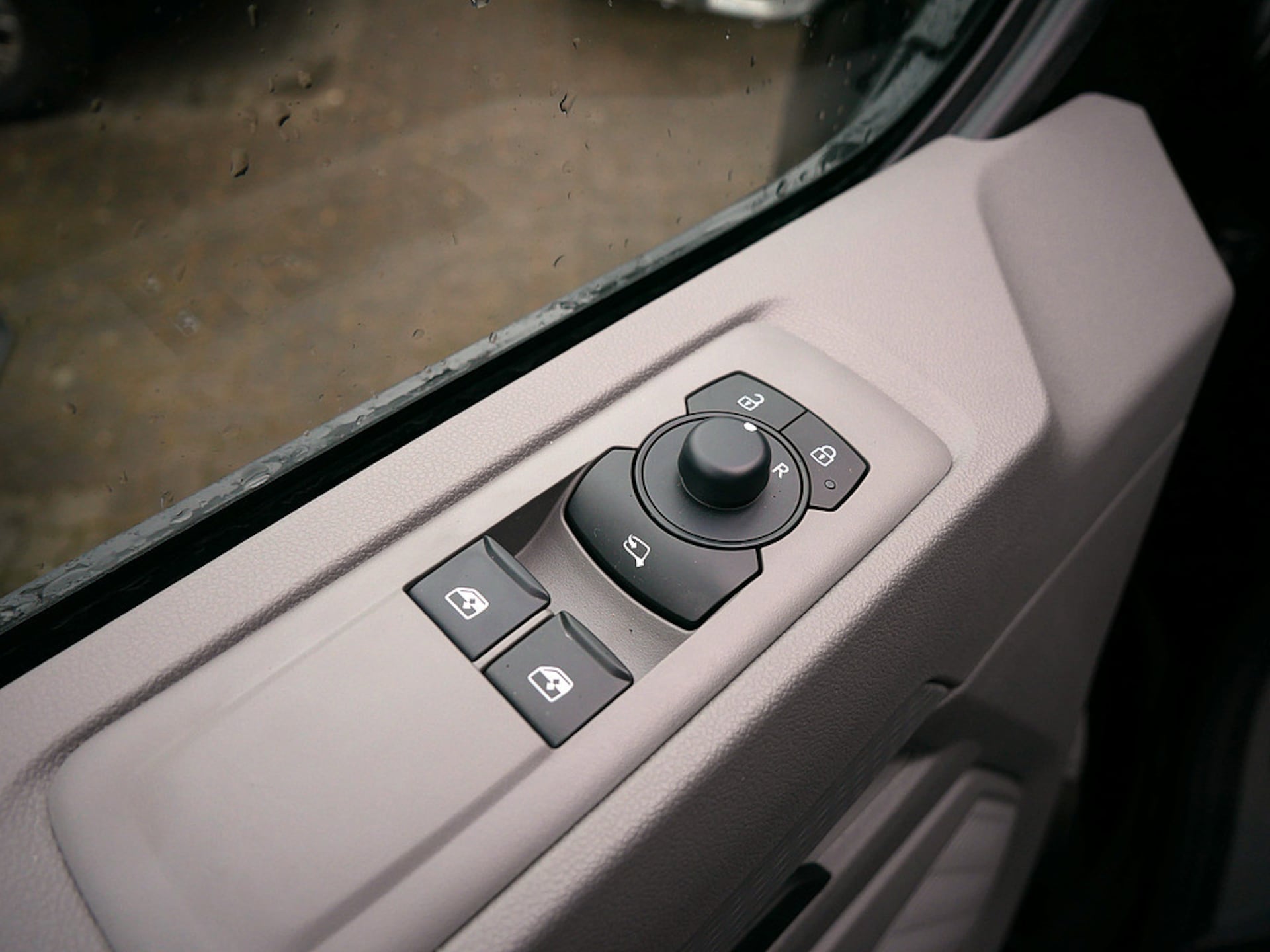 Volkswagen Transporter Kasten kurzer Radstand