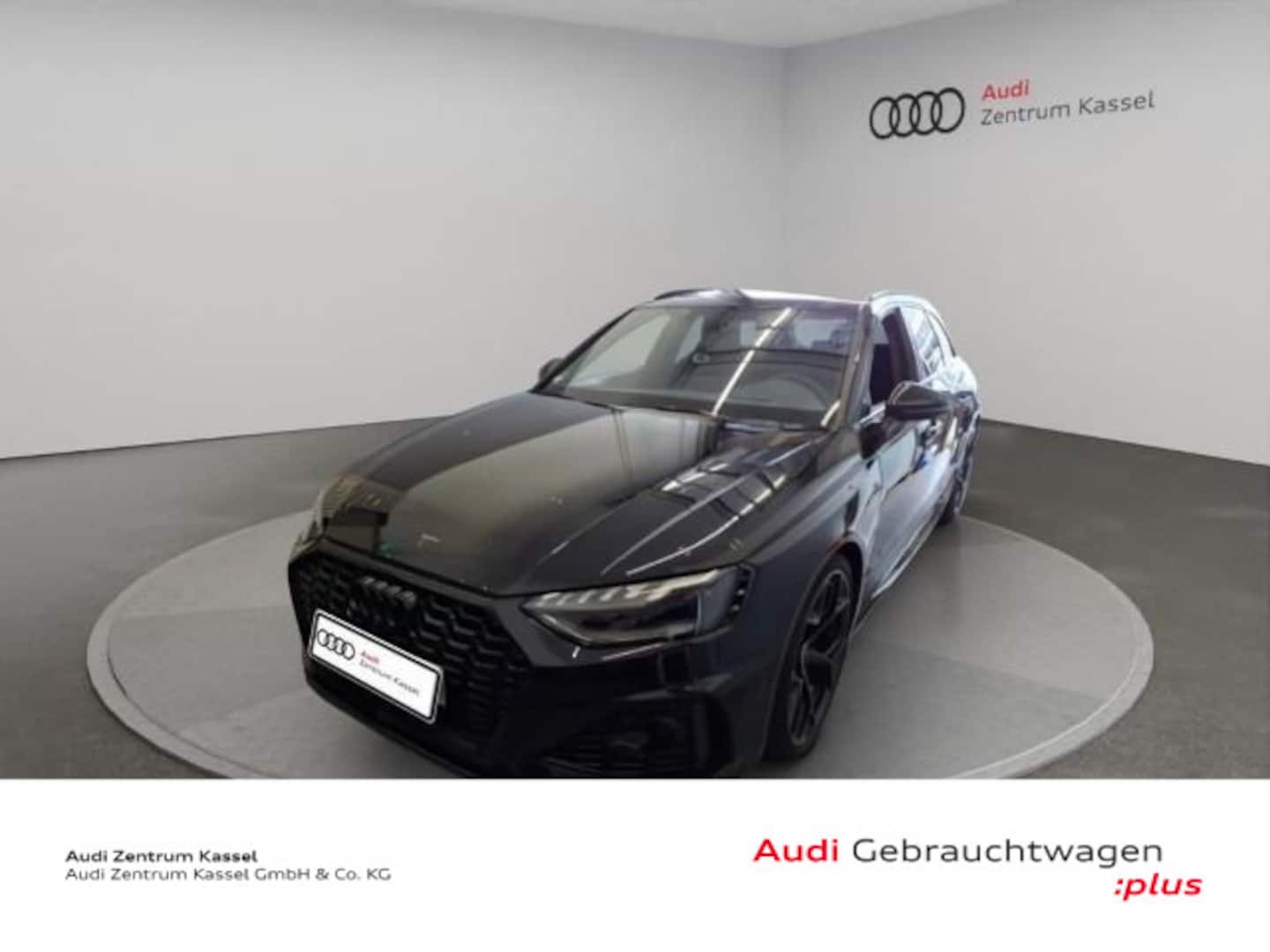 Bild über Audi RS 4 Avant TFSI quattro tiptronic - für weitere Informationen kontaktieren Sie den Audi Partner