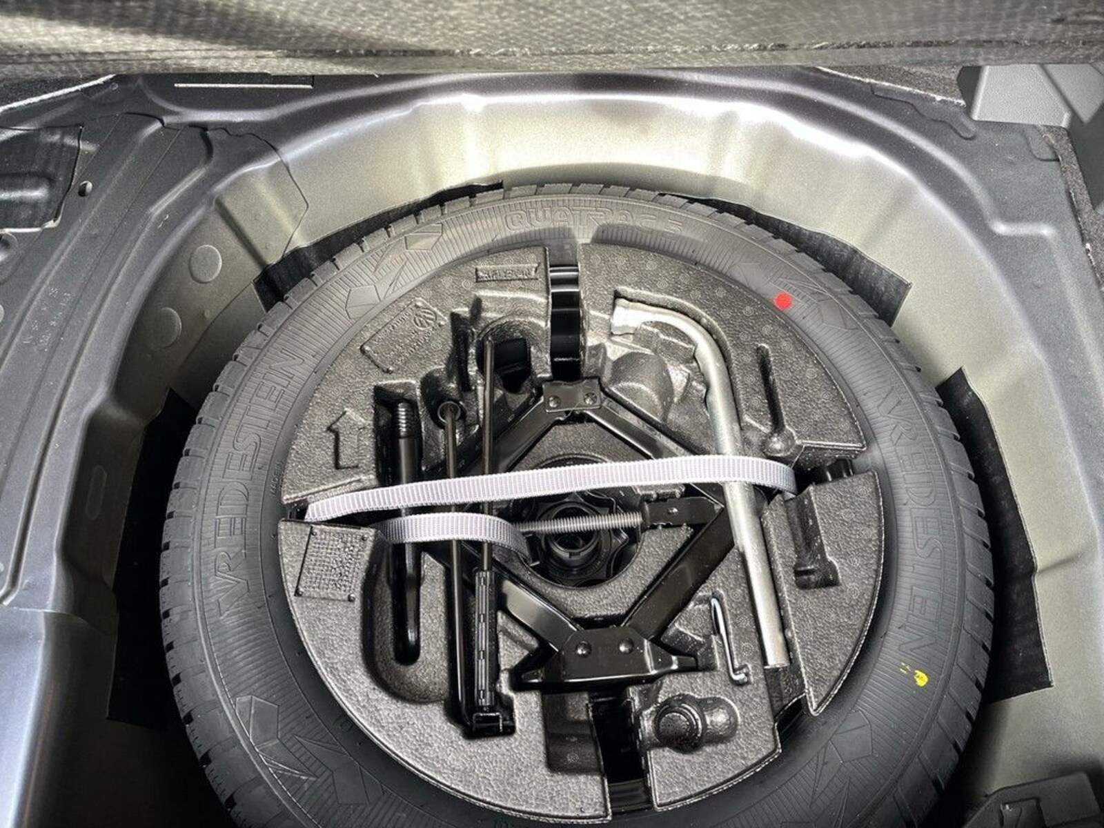 Volkswagen Polo – Bild 12