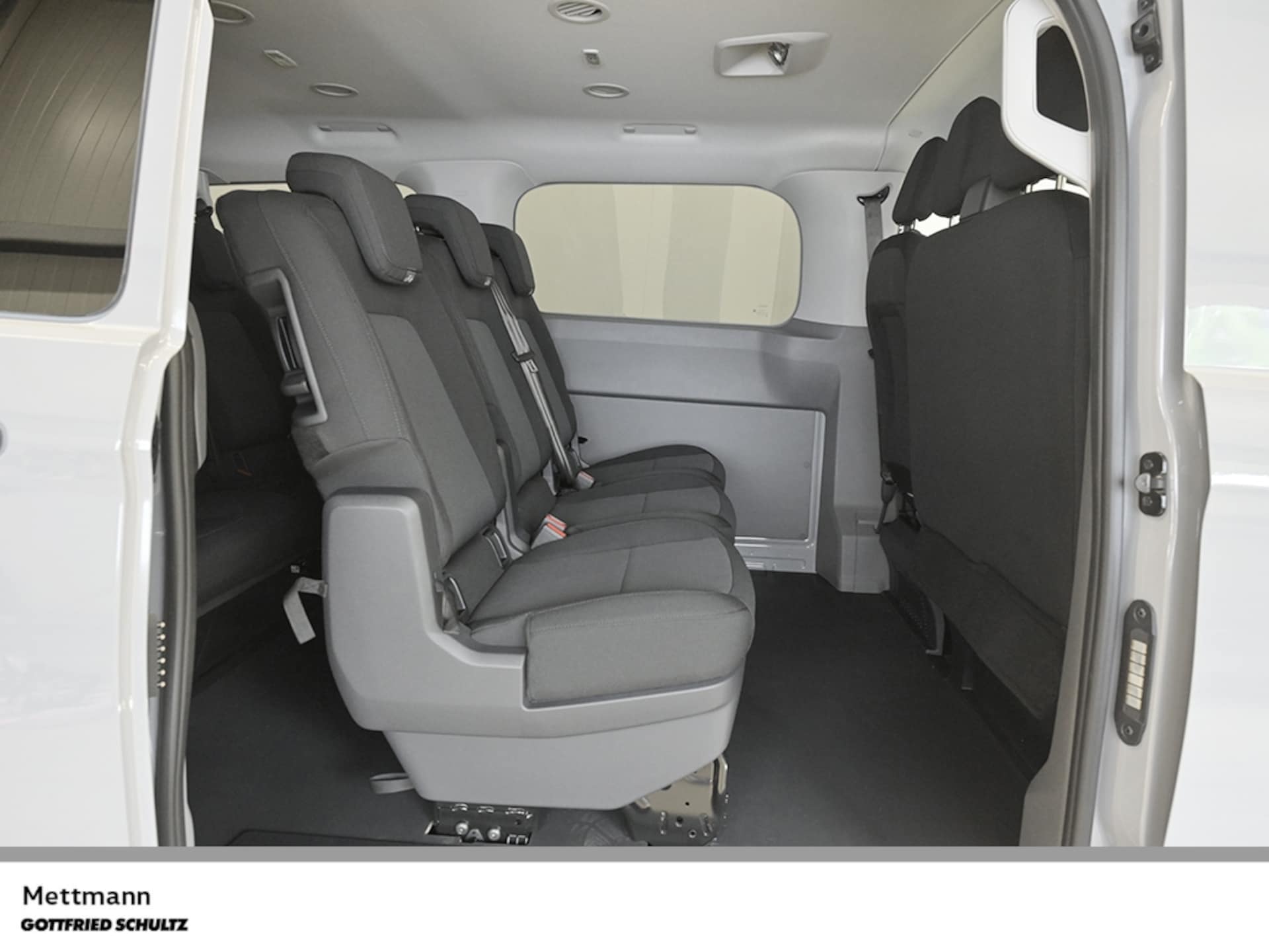 Volkswagen Transporter Kombi kurzer Radstand