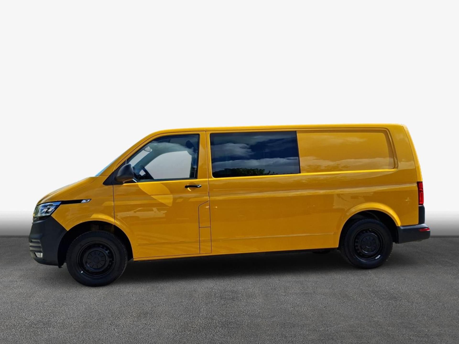 Volkswagen T6.1 Transporter Kombi langer Radstand