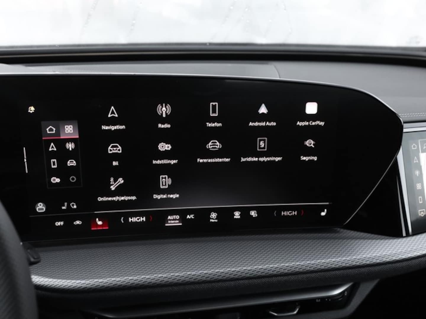 Bild über Audi Q5 Sportback TDI quattro 150 kW S tronic - für weitere Informationen kontaktieren Sie den Audi Partner