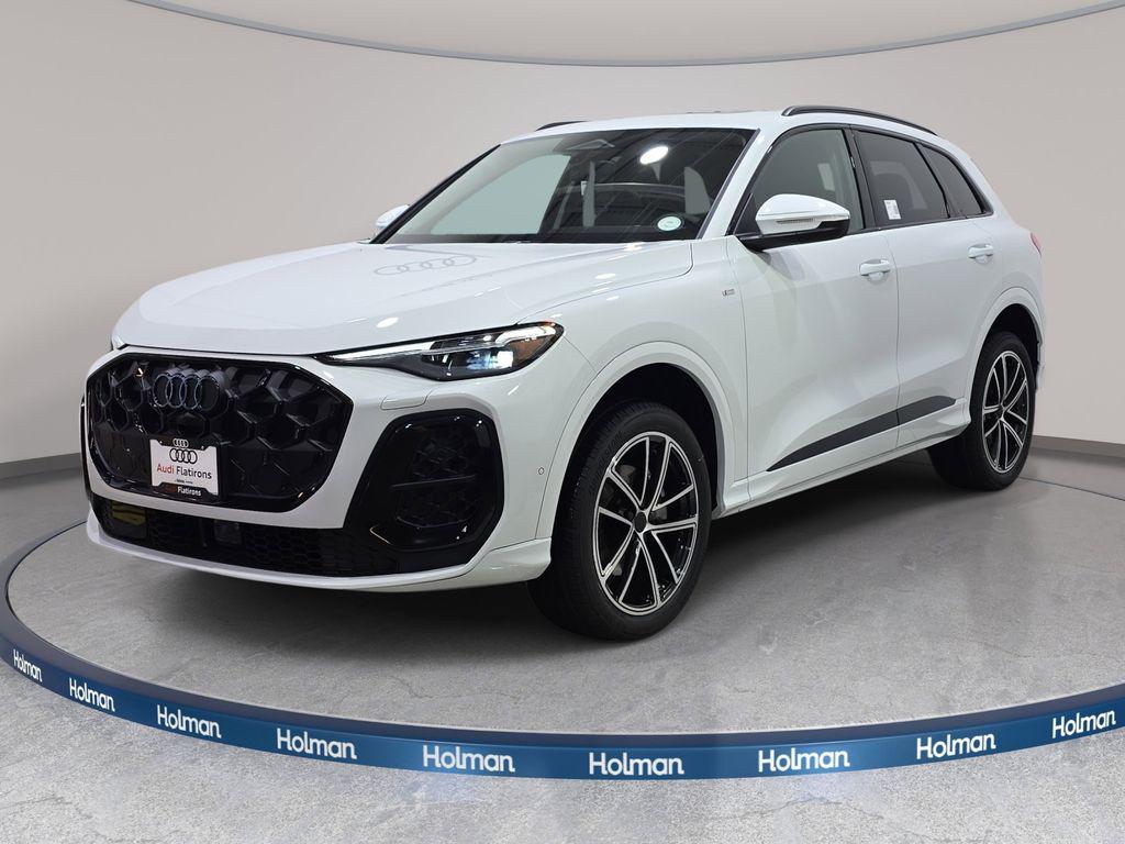 2026 Audi Q5 Premium Plus quattro's photo