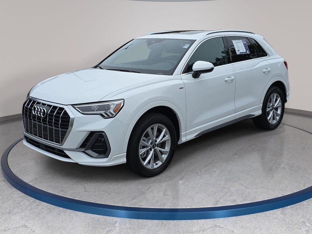 2025 Audi Q3 45 TFSI S Line Premium quattro's photo