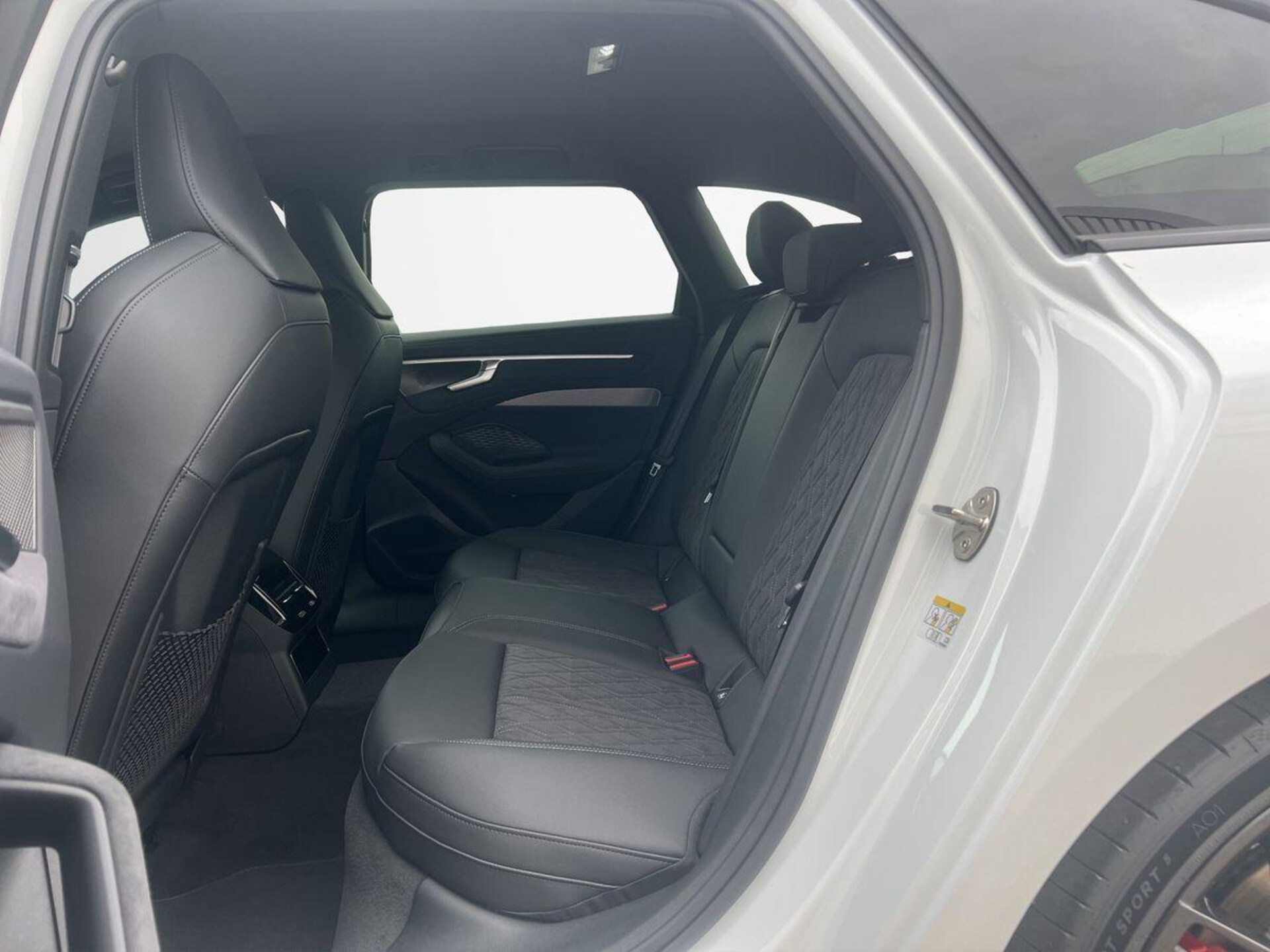 Audi A6 Avant edition one