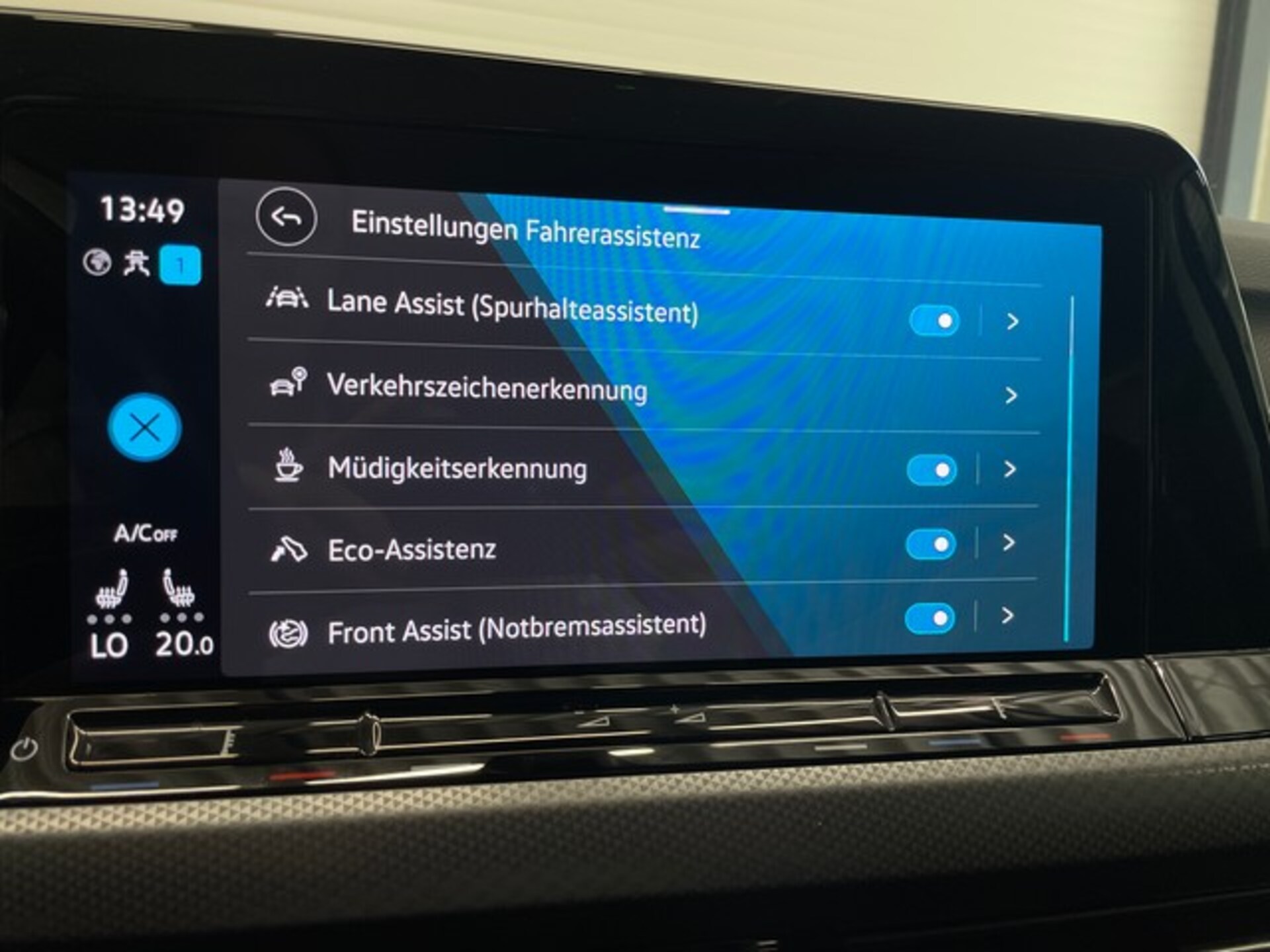Volkswagen Golf Active