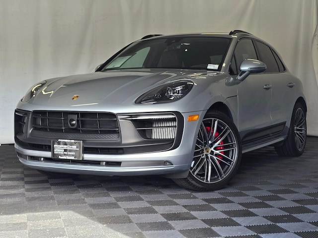 Photo of 2024 Porsche Macan