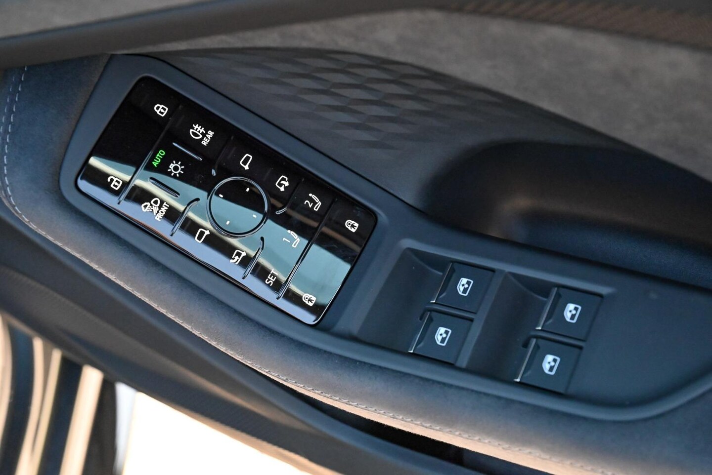 Image about Audi S5 Sedan TFSI quattro 270 kW S tronic