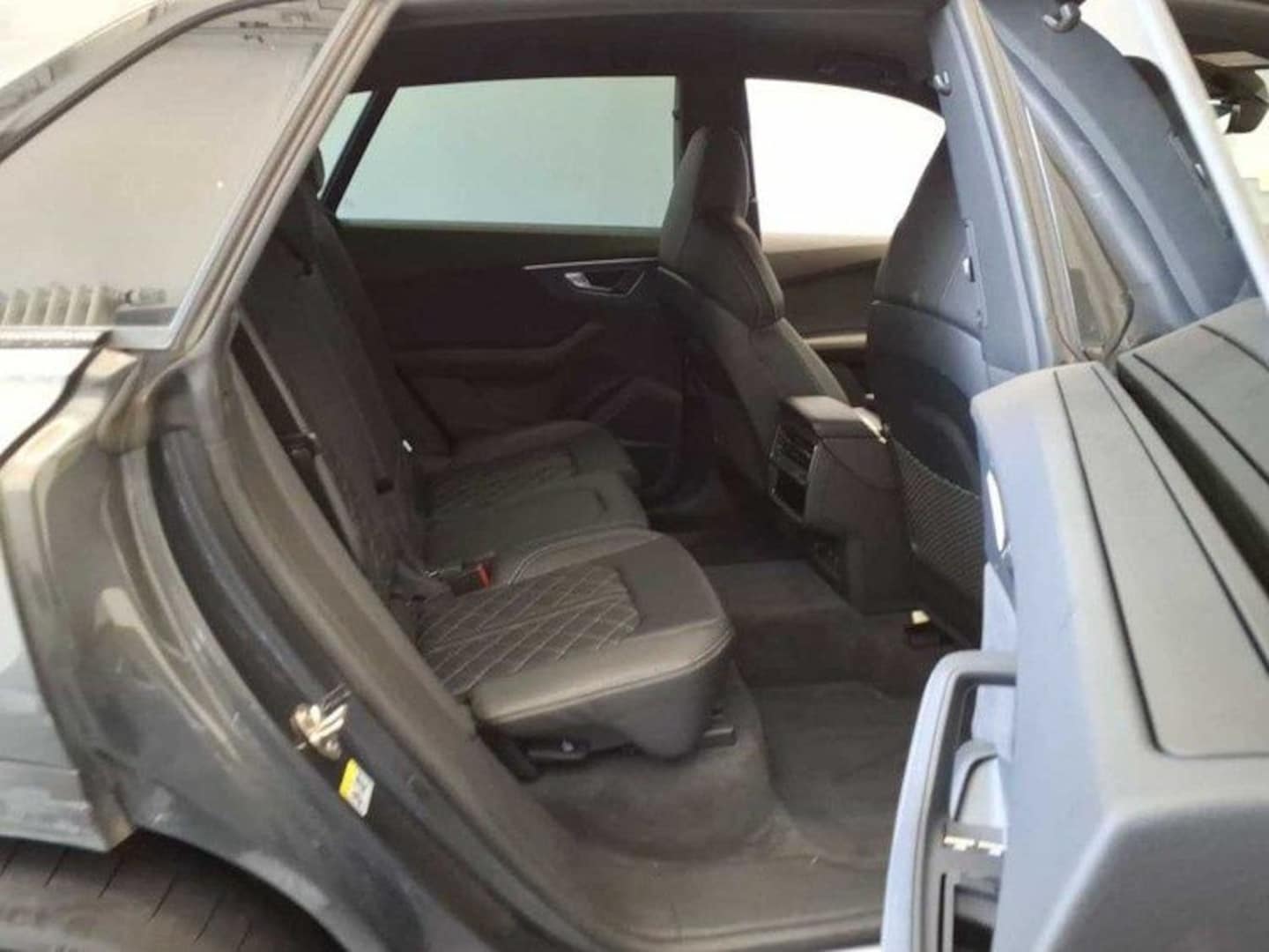 Bild über Audi Q8 SUV 50 TDI quattro tiptronic - für weitere Informationen kontaktieren Sie den Audi Partner