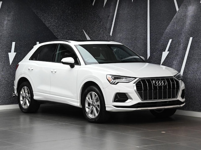 Image de {{modelName}} 2024 Audi Q3 SUV
