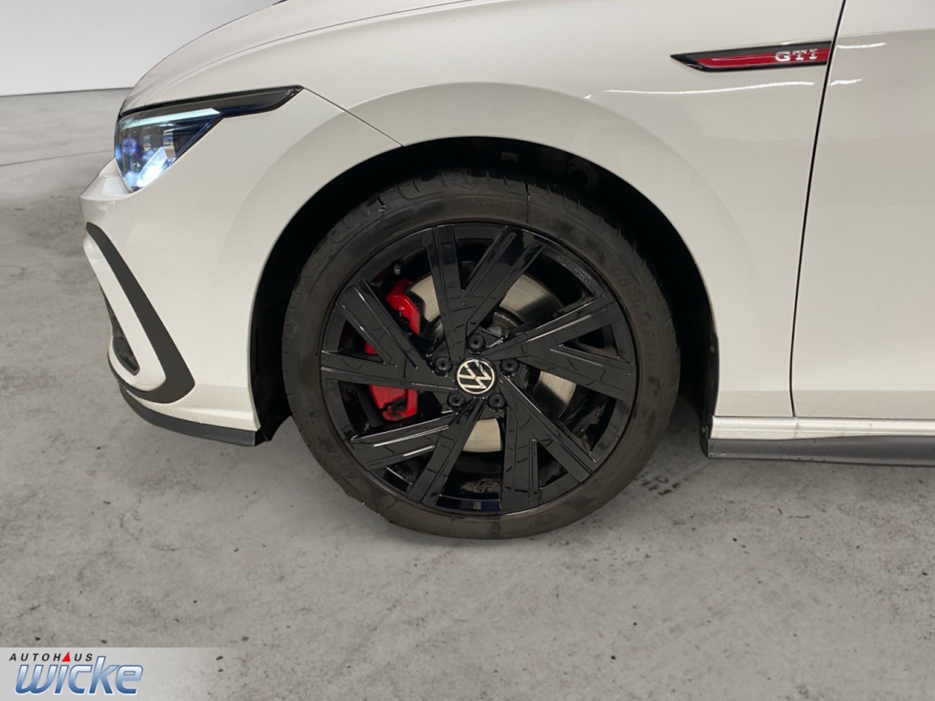 Volkswagen Golf GTI
