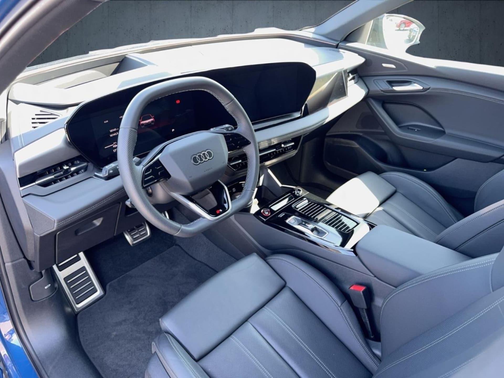 Audi SQ6 SUV e-tron