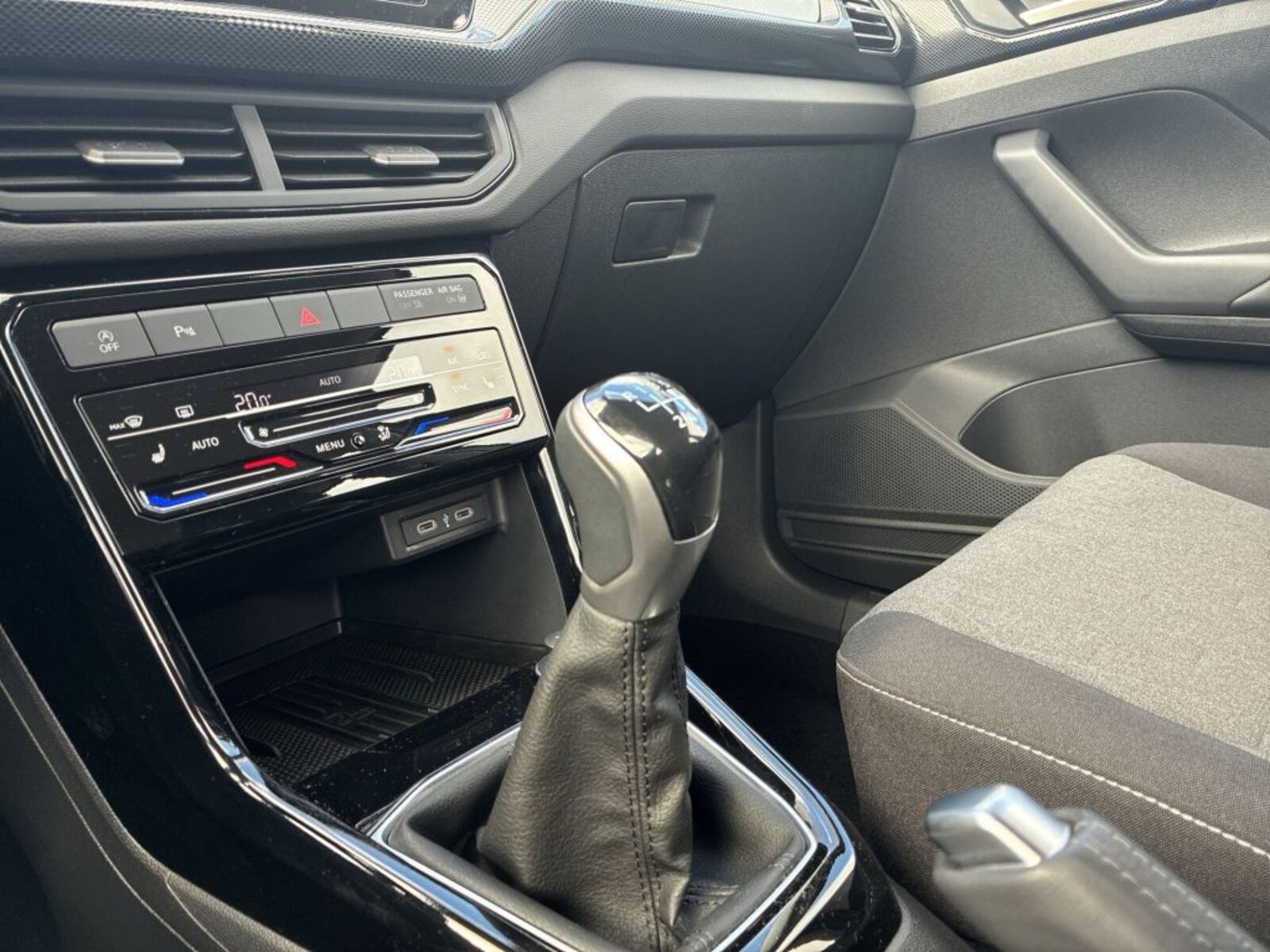 Volkswagen T-Cross – Bild 17