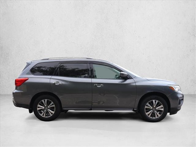 2018 Nissan Pathfinder