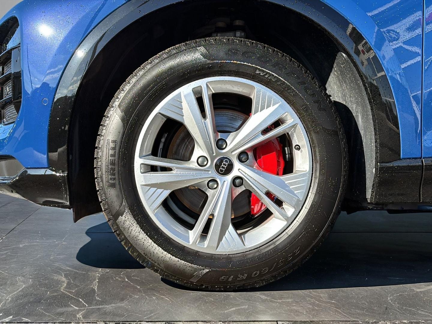 Bild über Audi Q6 Sportback e-tron e-tron - für weitere Informationen kontaktieren Sie den Audi Partner