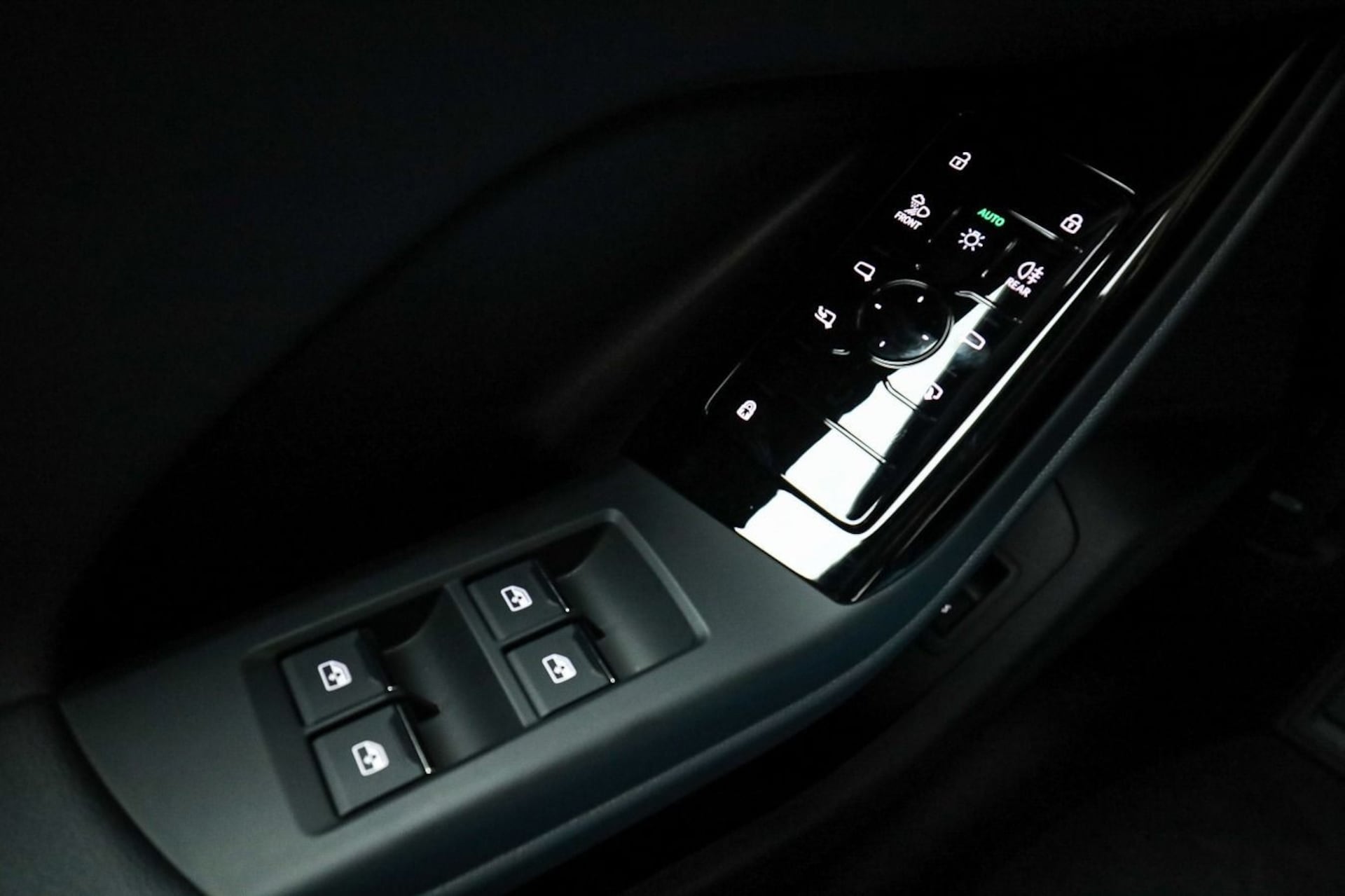 Audi Q6 SUV e-tron