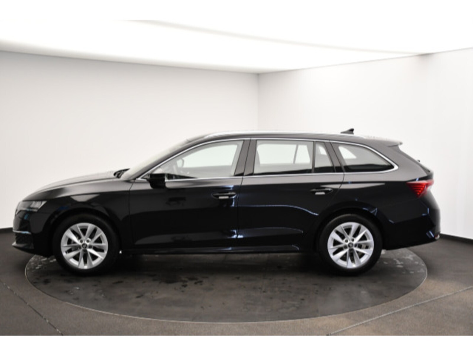 Škoda Octavia Combi – Bild 15