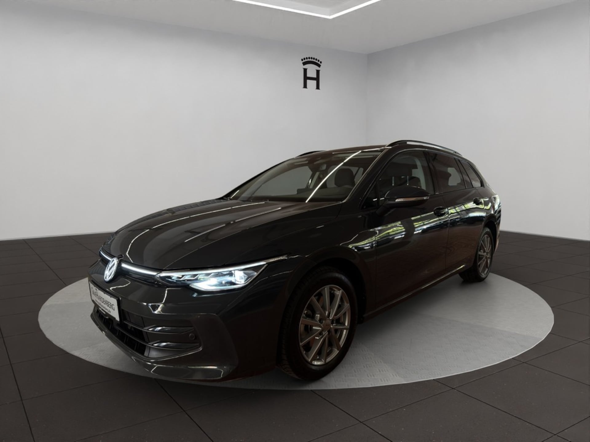 Volkswagen Golf Variant Life