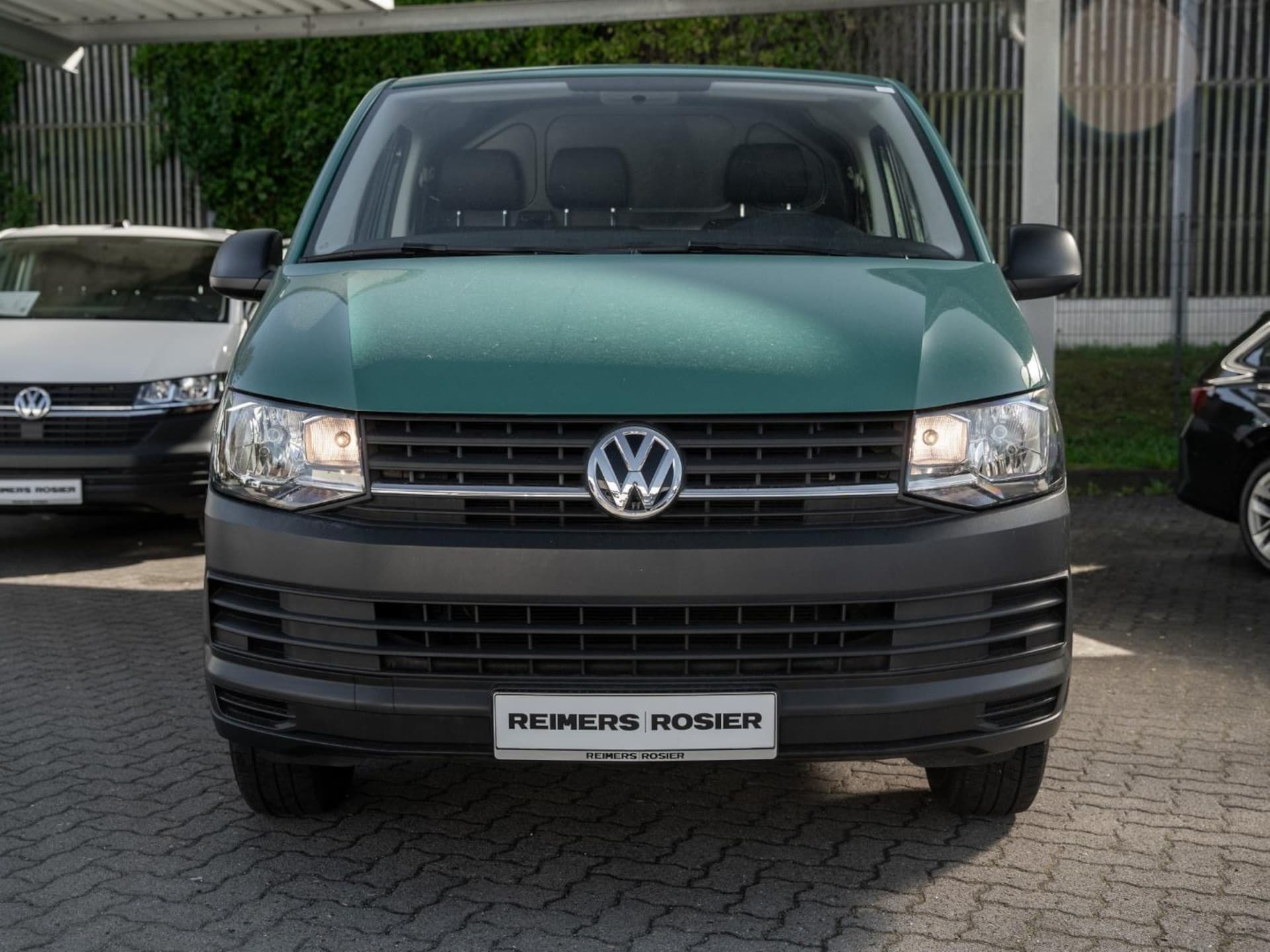 Volkswagen T6 Transporter Kasten kurzer Radstand