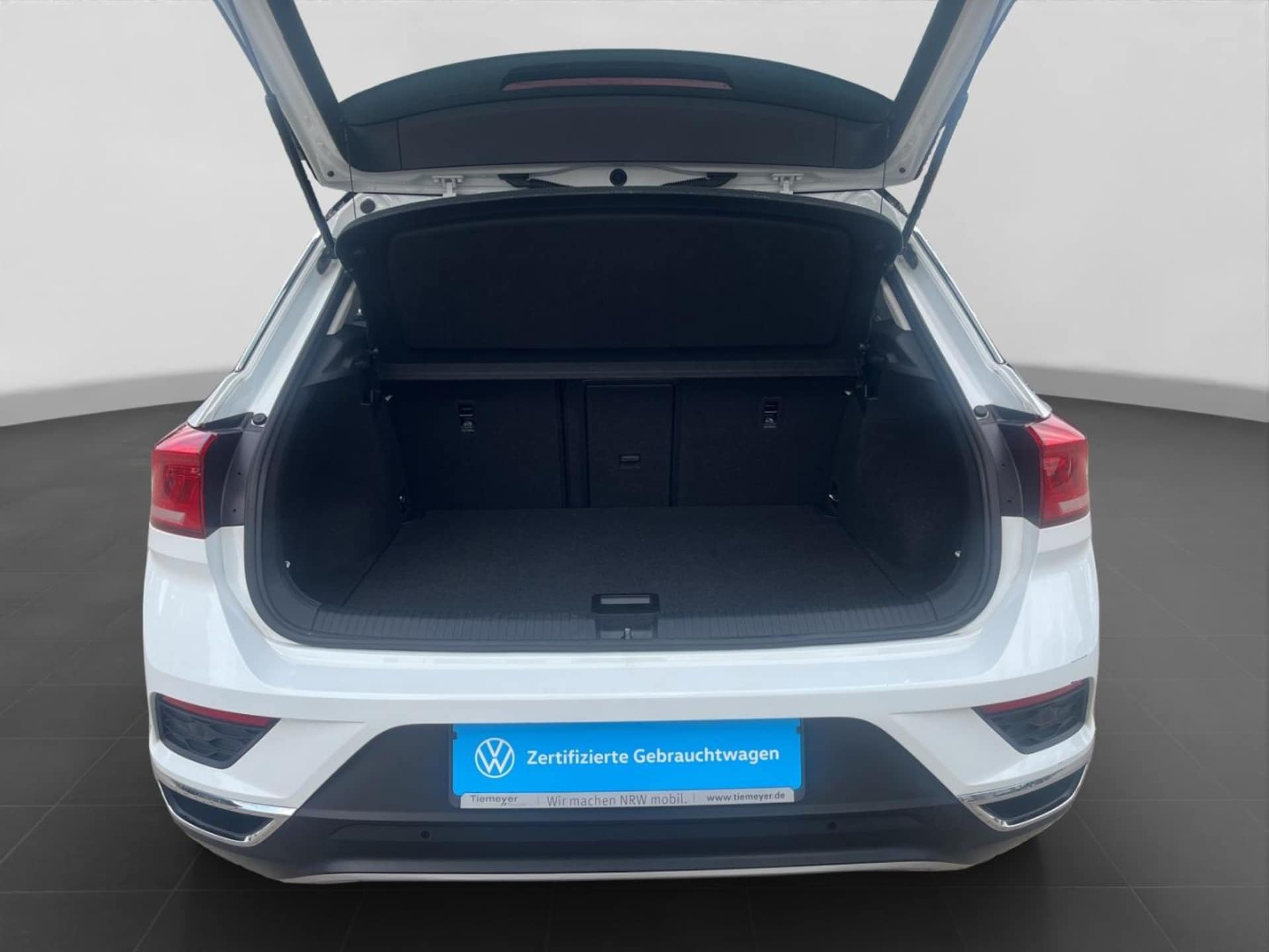 Volkswagen T-Roc Active