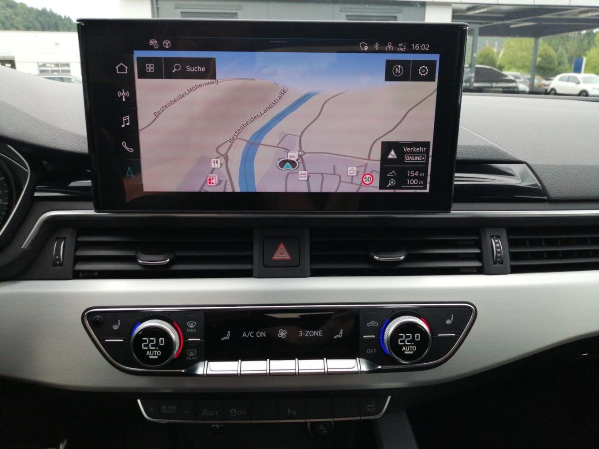 Audi A4 Avant S line
