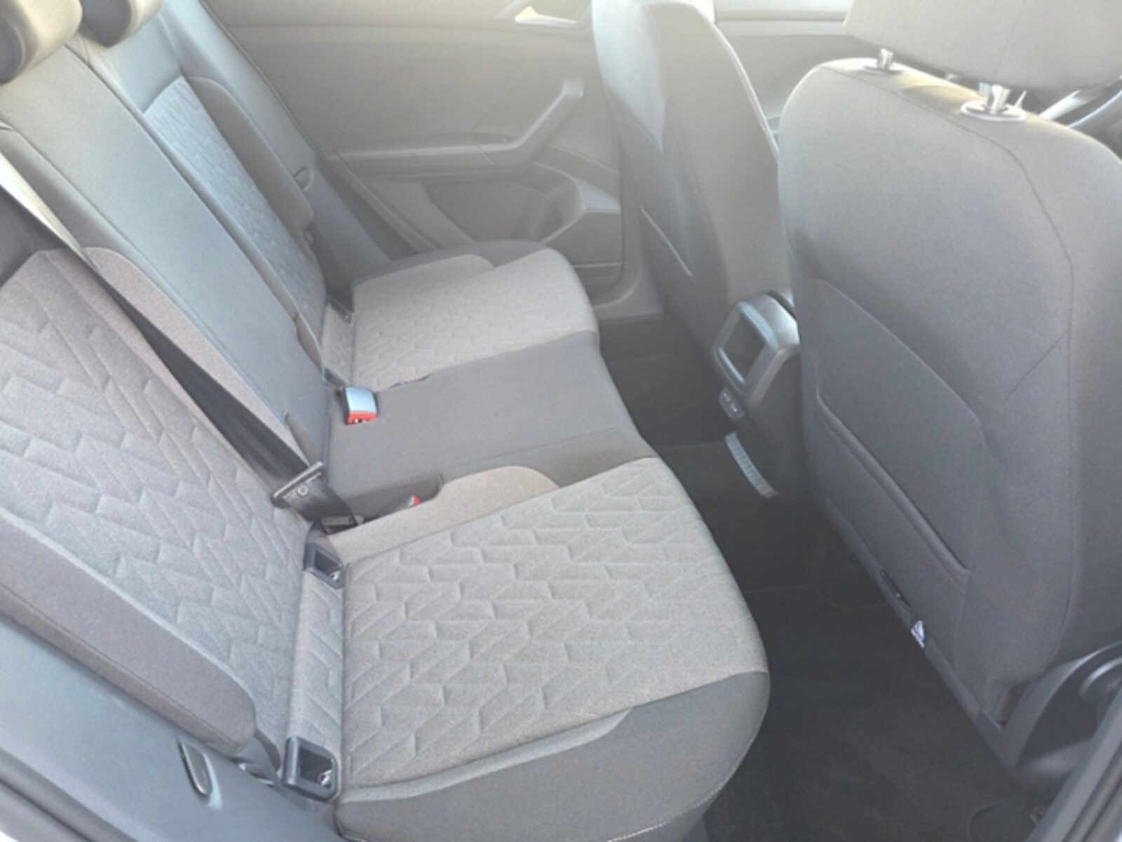 Volkswagen T-Cross – Bild 9