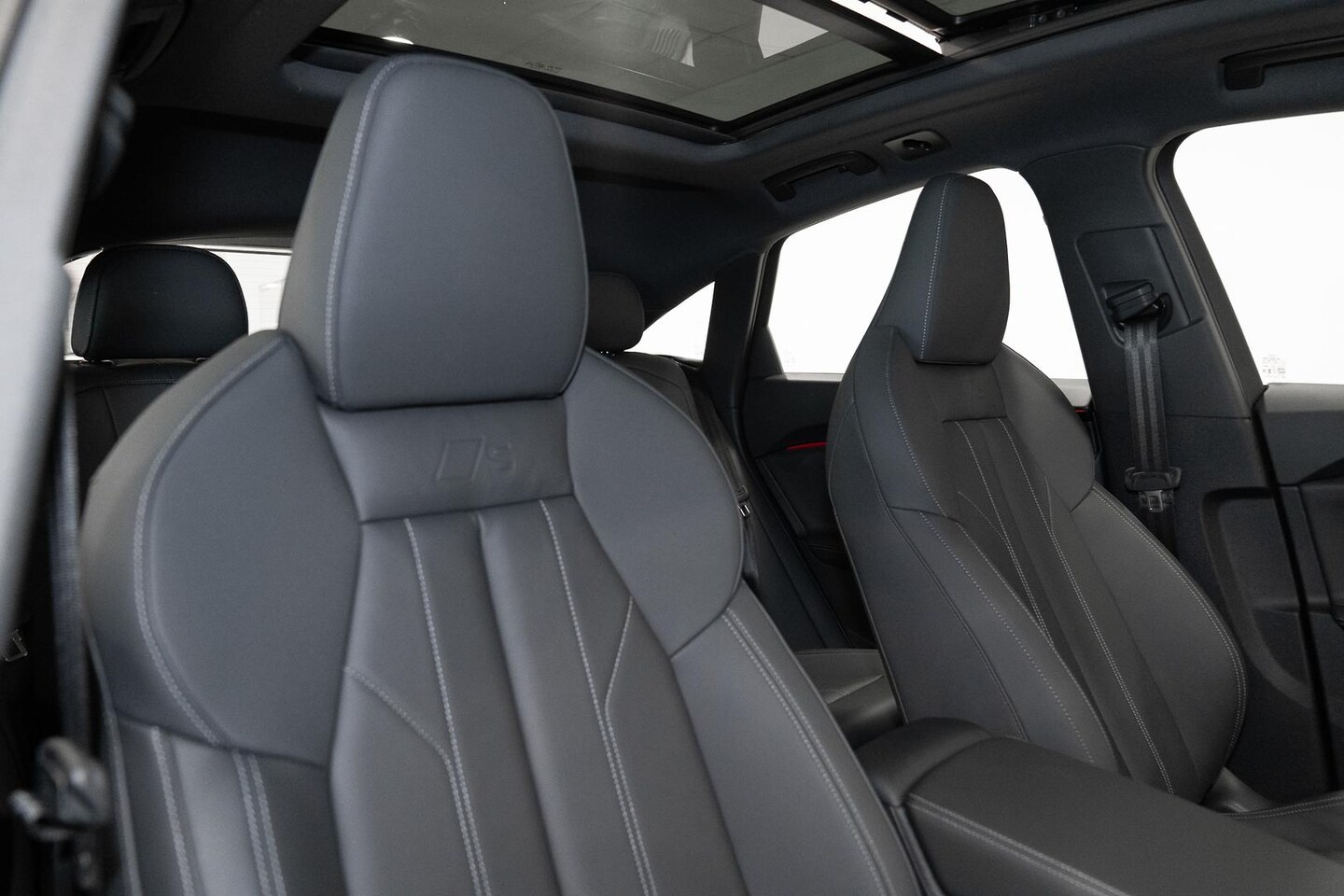 Image about Audi Q5 Sportback TDI quattro 150 kW sport