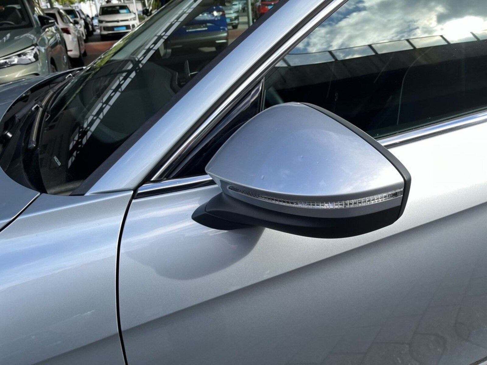 Volkswagen Passat – Bild 17