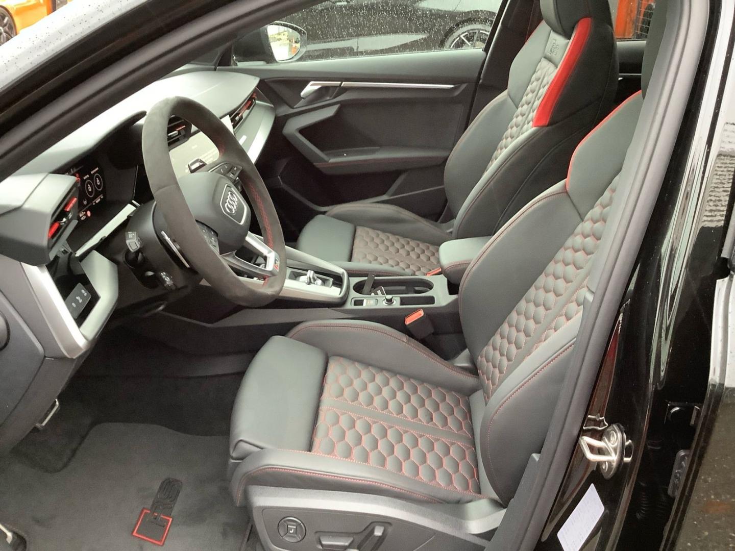 Image about Audi RS 3 Sportback TFSI quattro S tronic