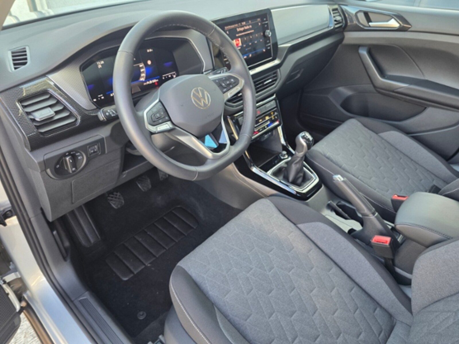 Volkswagen T-Cross – Bild 12