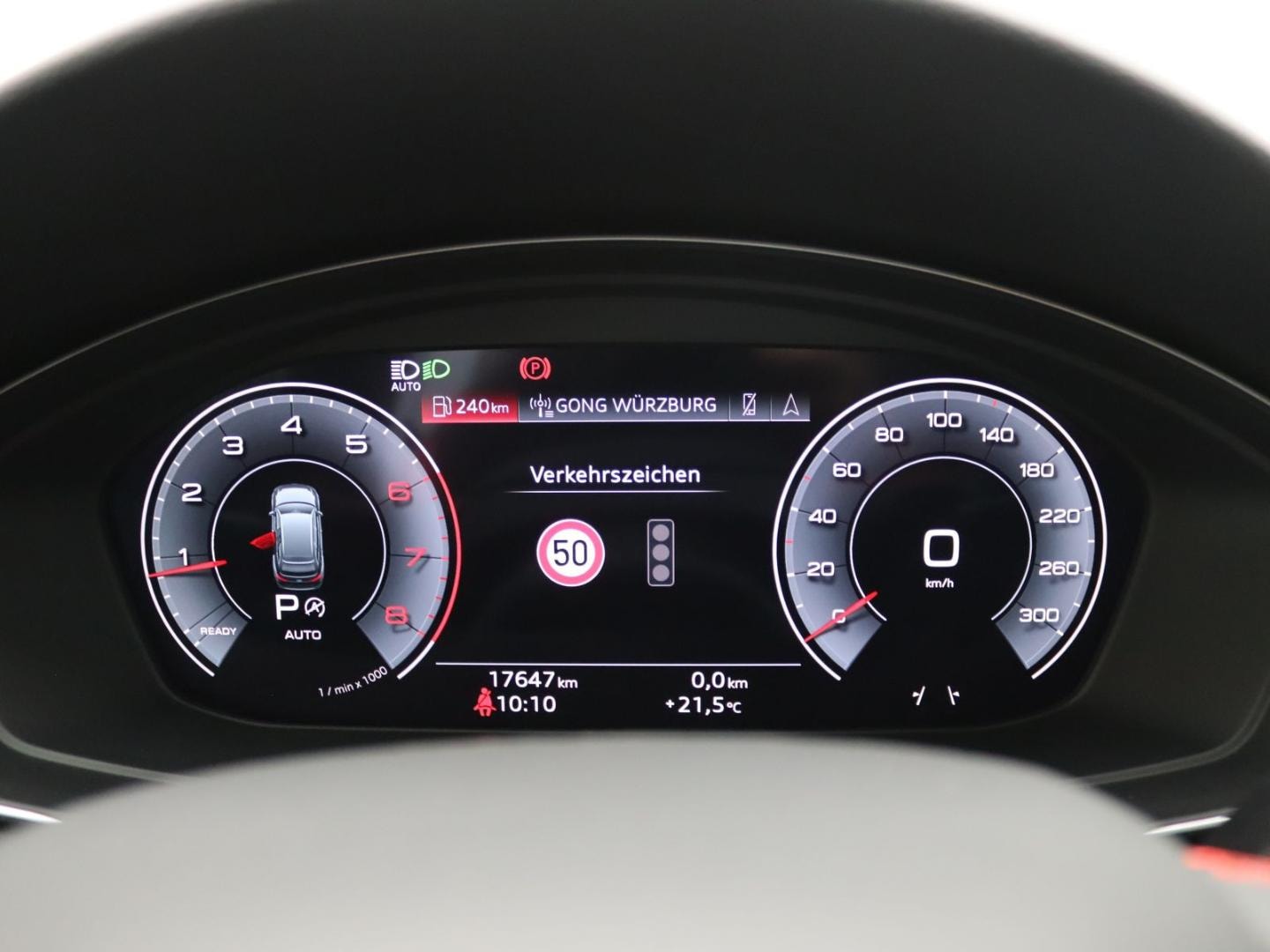Bild über Audi A4 Avant S line 40 TFSI S tronic - für weitere Informationen kontaktieren Sie den Audi Partner