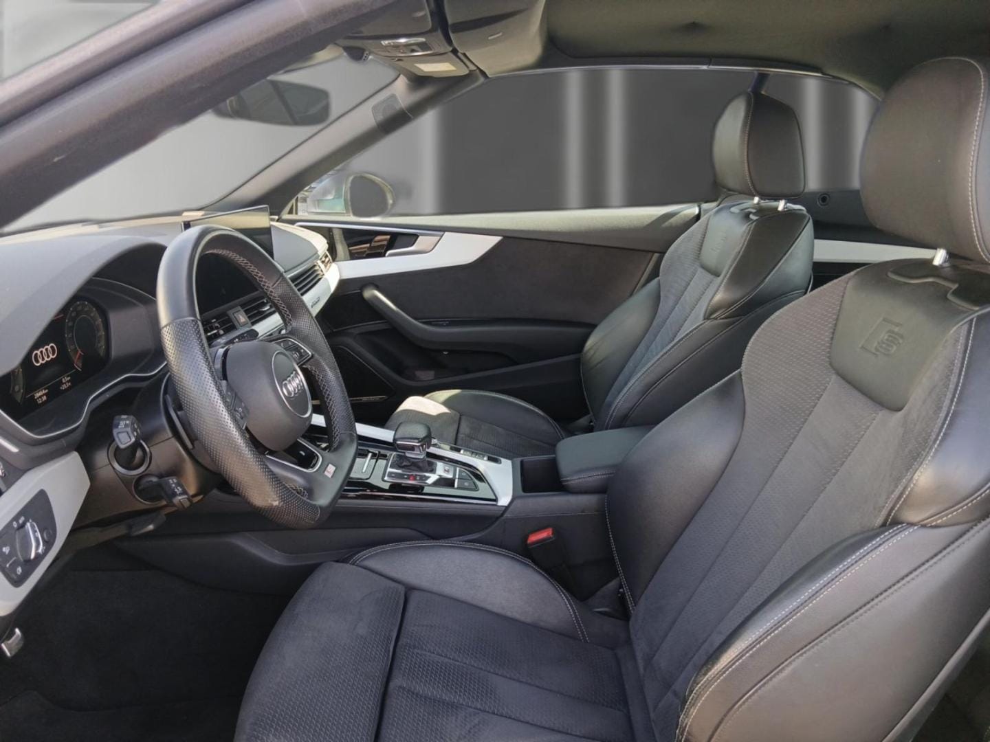 Bild über Audi S5 Cabriolet TFSI quattro tiptronic - für weitere Informationen kontaktieren Sie den Audi Partner