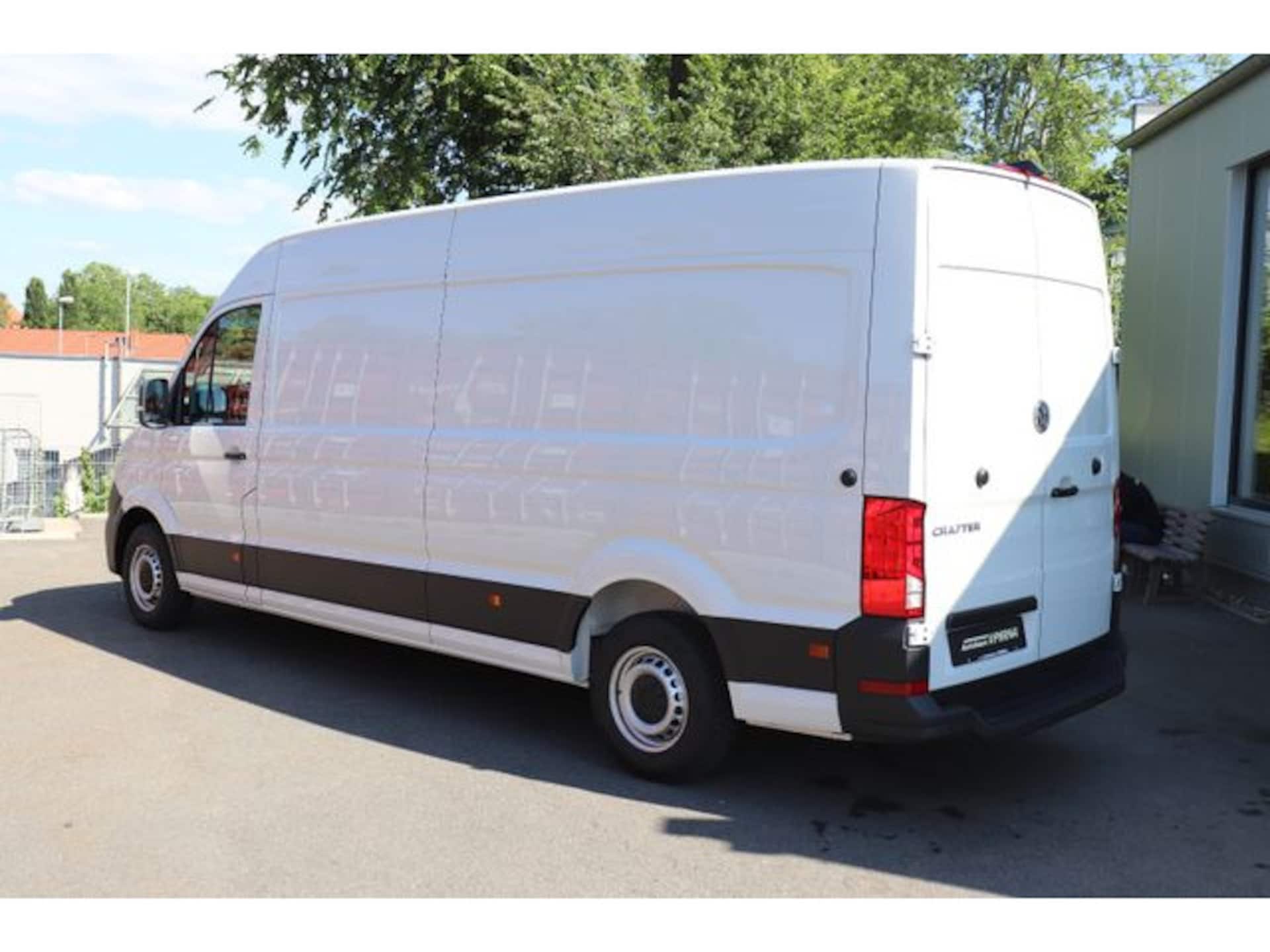 Volkswagen Crafter Kasten langer Radstand